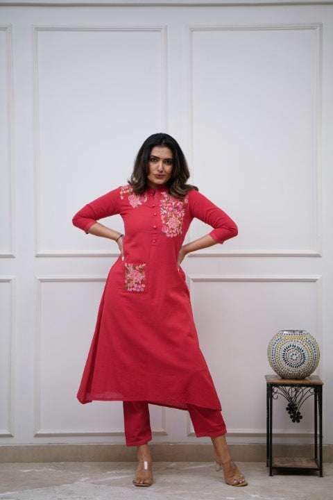 Women's Cotton Printed Straight Kurti With Pant