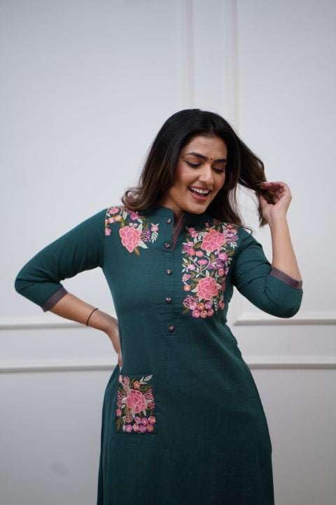 Women's Cotton Printed Straight Kurti With Pant