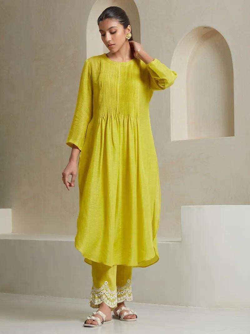 Women's Cotton Printed Line Flared Straight Kurti with Palazzo and Dupatta (Parrot Green)