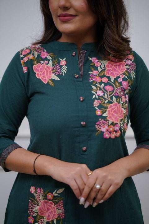 Women's Cotton Printed Straight Kurti With Pant