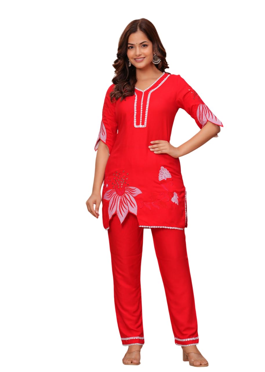 Women's Cotton Floral Printed Short Straight Kurti With Pant