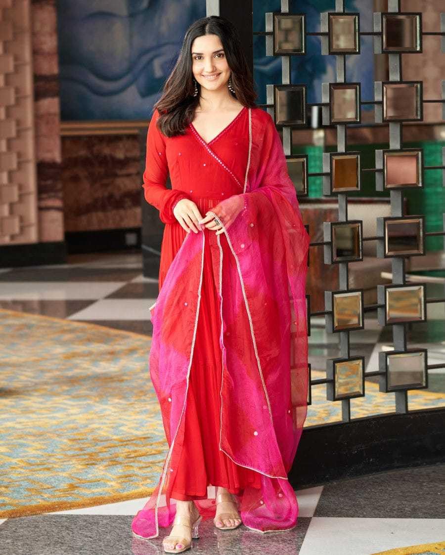 Women's Georgette Solid with Minimal Embellishment Long Anarkali Kurti With Pant And Dupatta Set (Red)