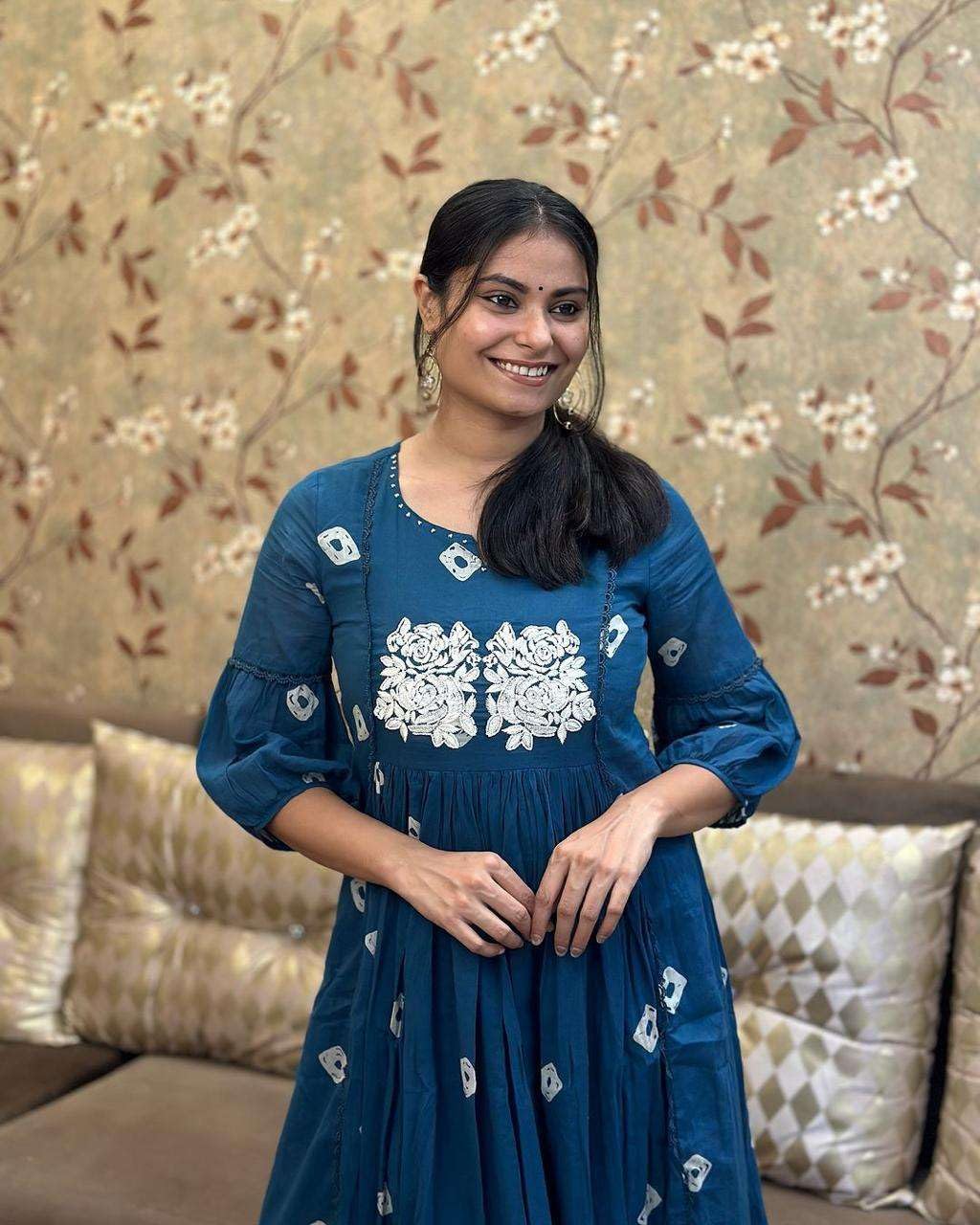 Women's Cotton Printed Long Anarkali Kurti With Pant