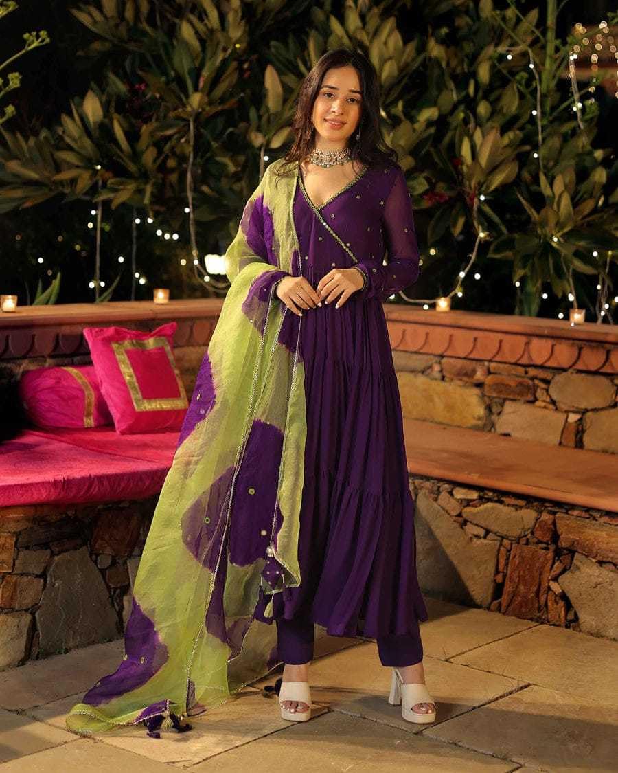 Women's Georgette Solid with Minimal Embellishment Long Anarkali Kurti With Pant And Dupatta Set (Red)