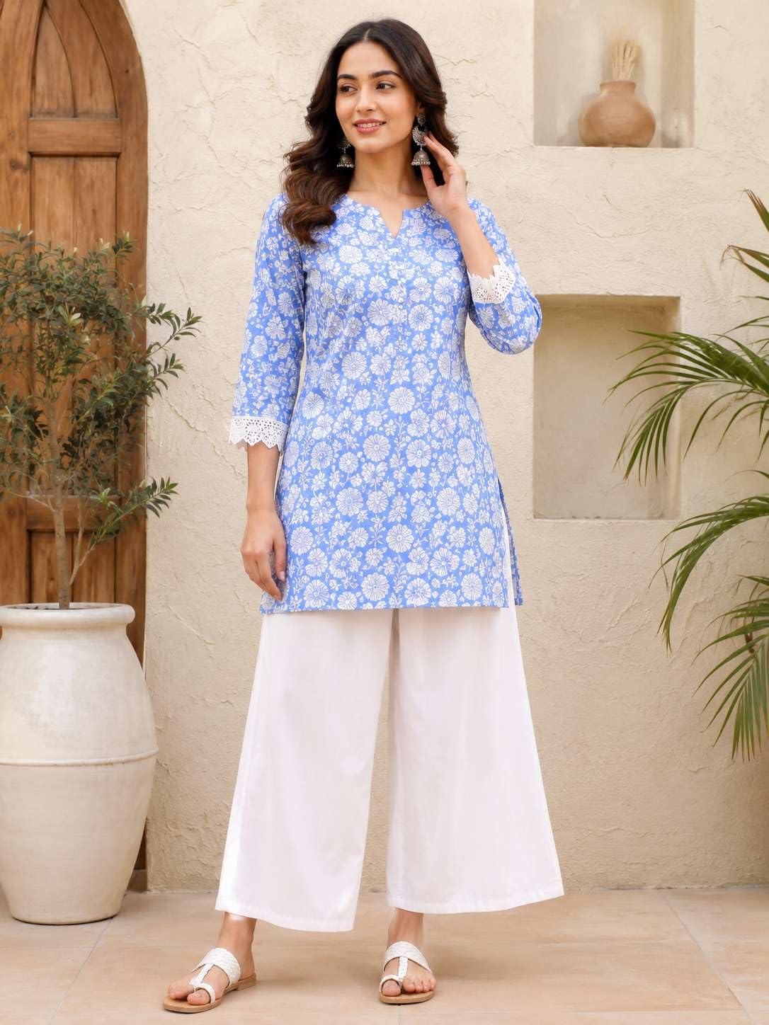 Women's Rayon Floral Printed Straight Short Kurti Set
