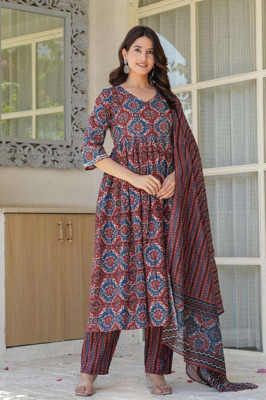 Women's Cotton Printed Straight Kurti With Pant And Dupatta Set (Rust Red)