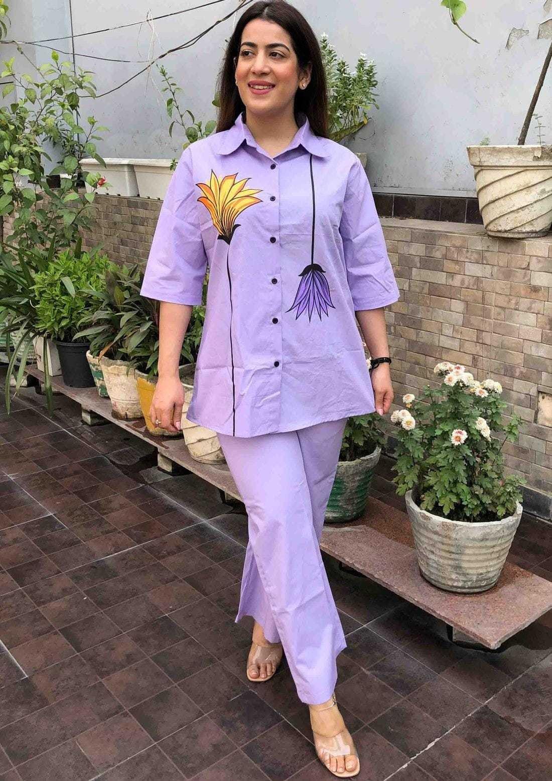 Women's Cotton Floral Printed Straight Short Shirt Kurti With Pant