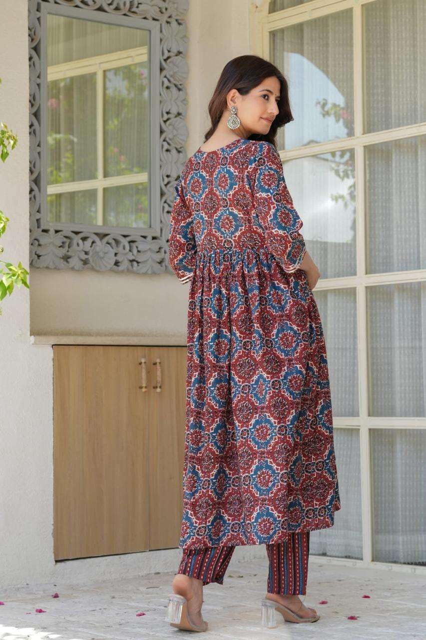 Women's Cotton Printed Straight Kurti With Pant And Dupatta Set (Rust Red)