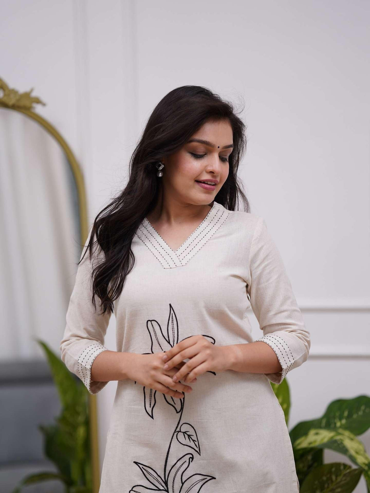 Women's Cotton Printed Straight kurti With Relaxed fit Pant