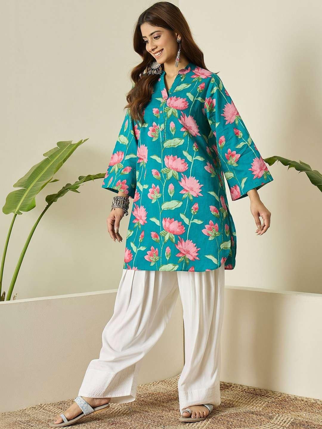 Women's Cotton floral printed straight comfort fit kurti with Farshi Salwar perfect for everyday