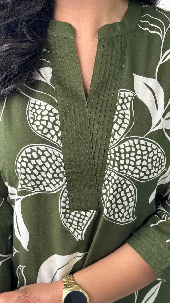 Women's Cotton Floral Printed Straight Kurti With Pant Set